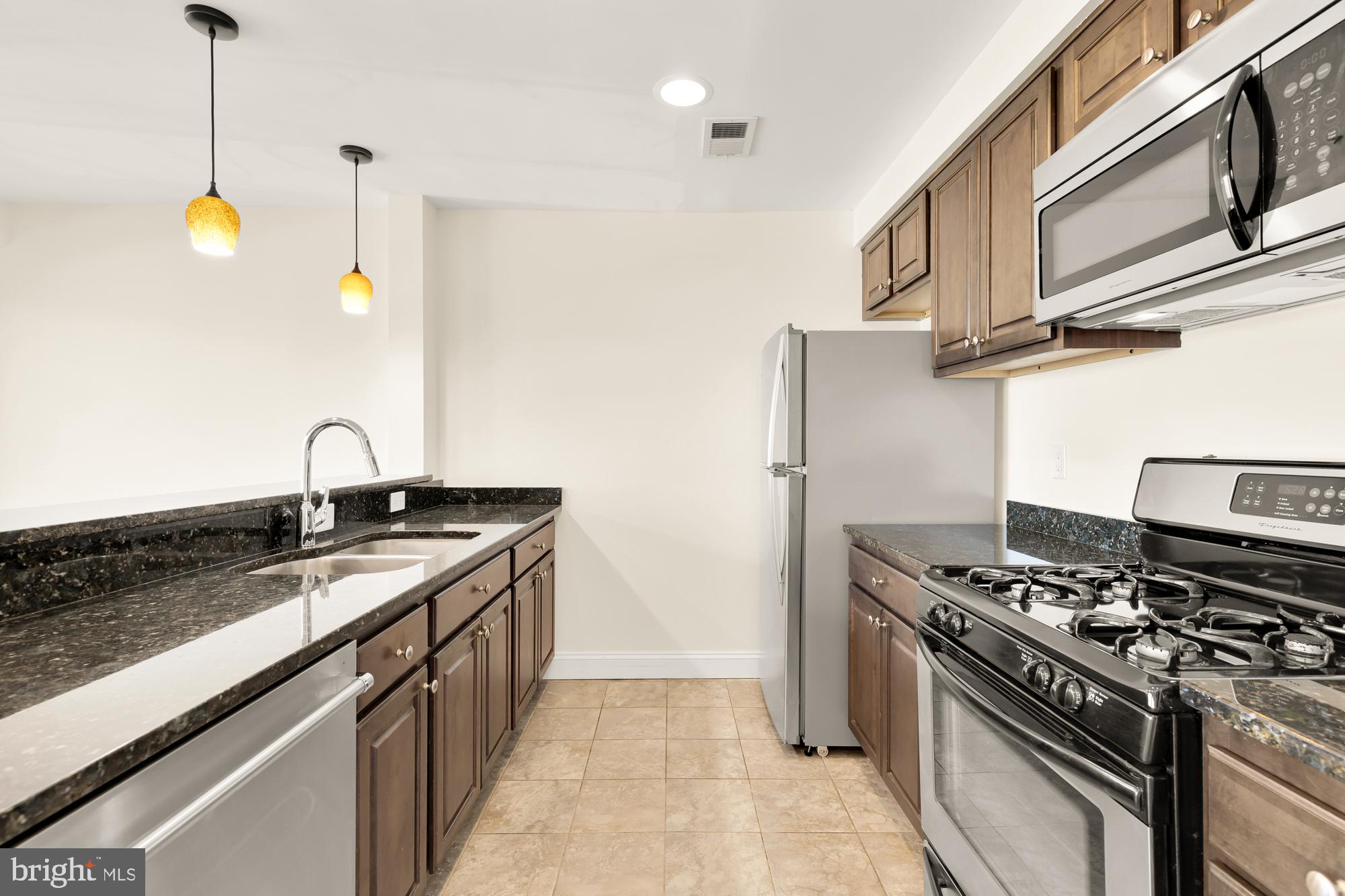 804 Taylor St NW #402