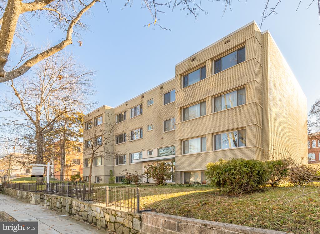 804 Taylor St NW #402