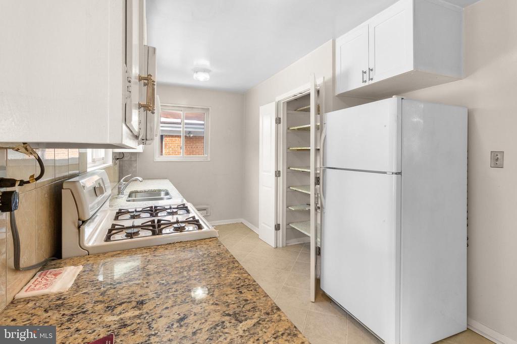 1217 34th Pl SE
