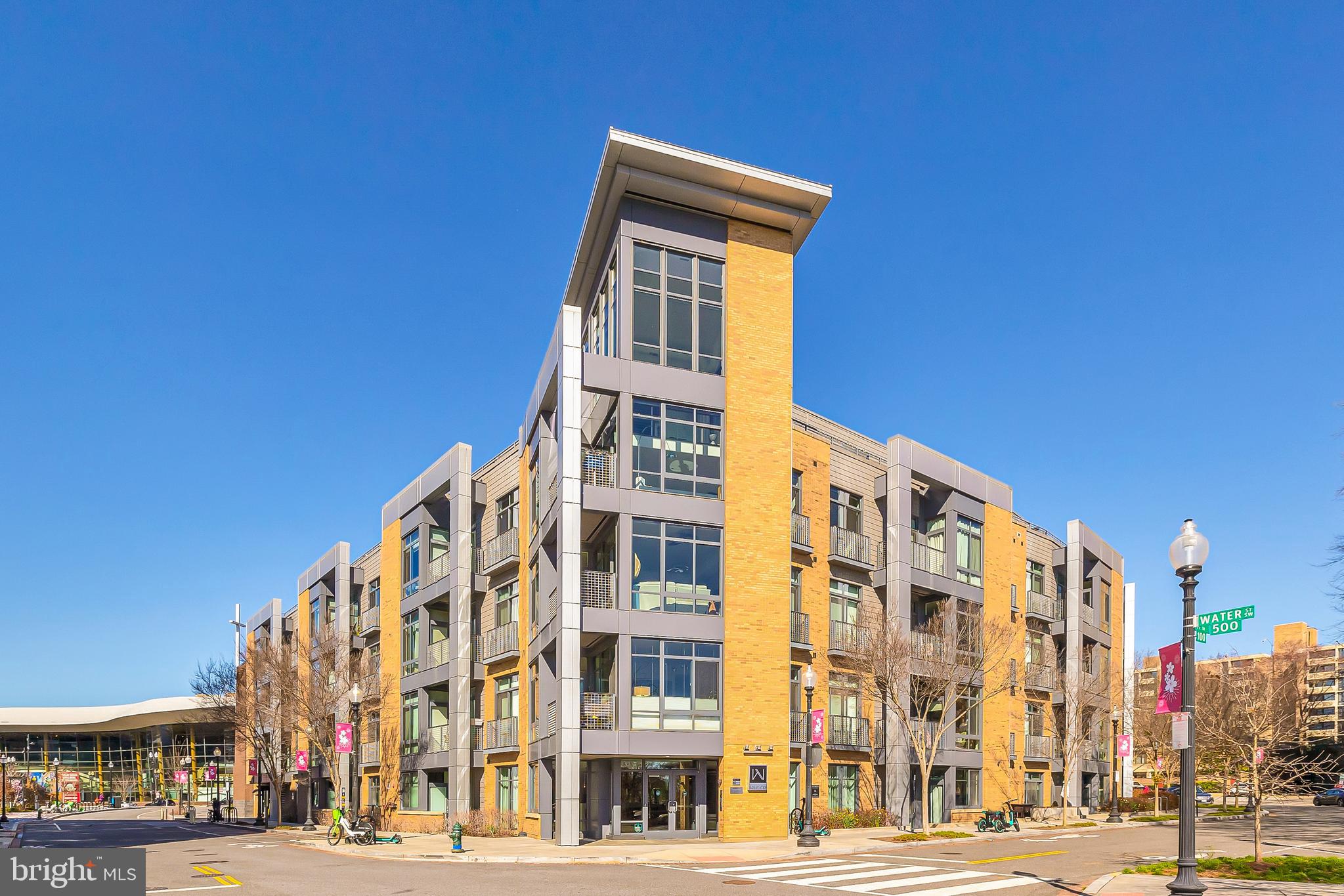 525 Water St SW #108