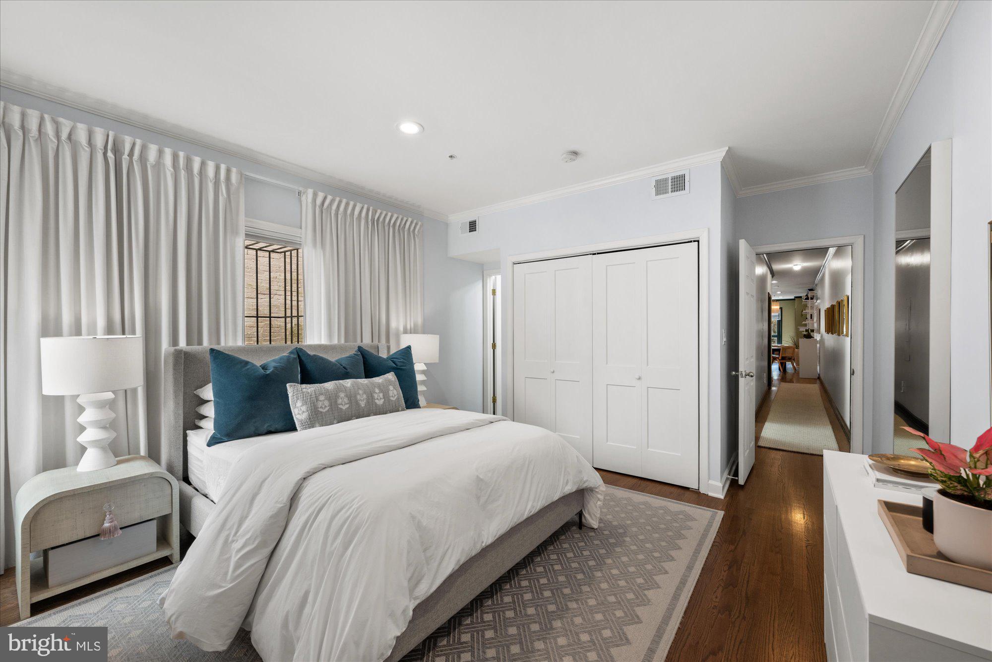 1441 Clifton St NW #201