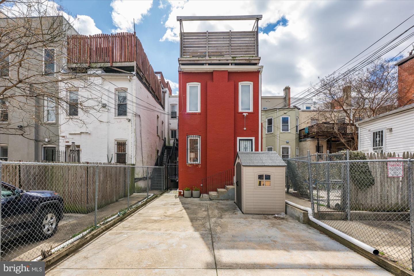 1441 Clifton St NW #201