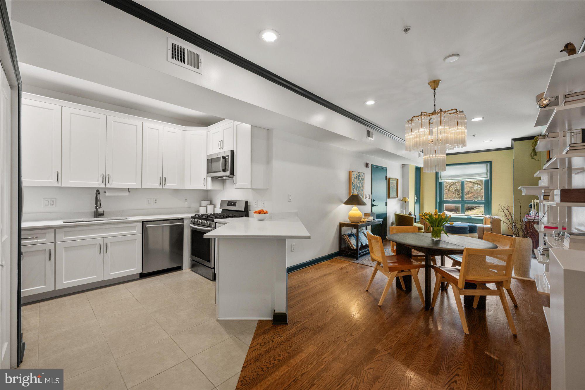 1441 Clifton St NW #201