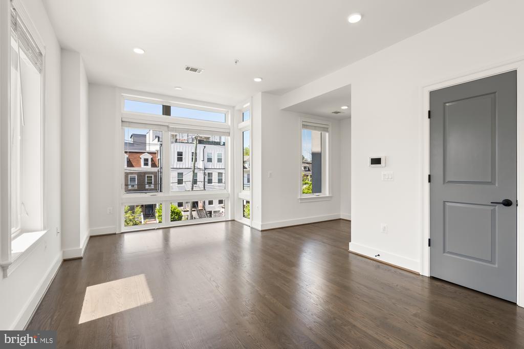 4201 8th St NW #2