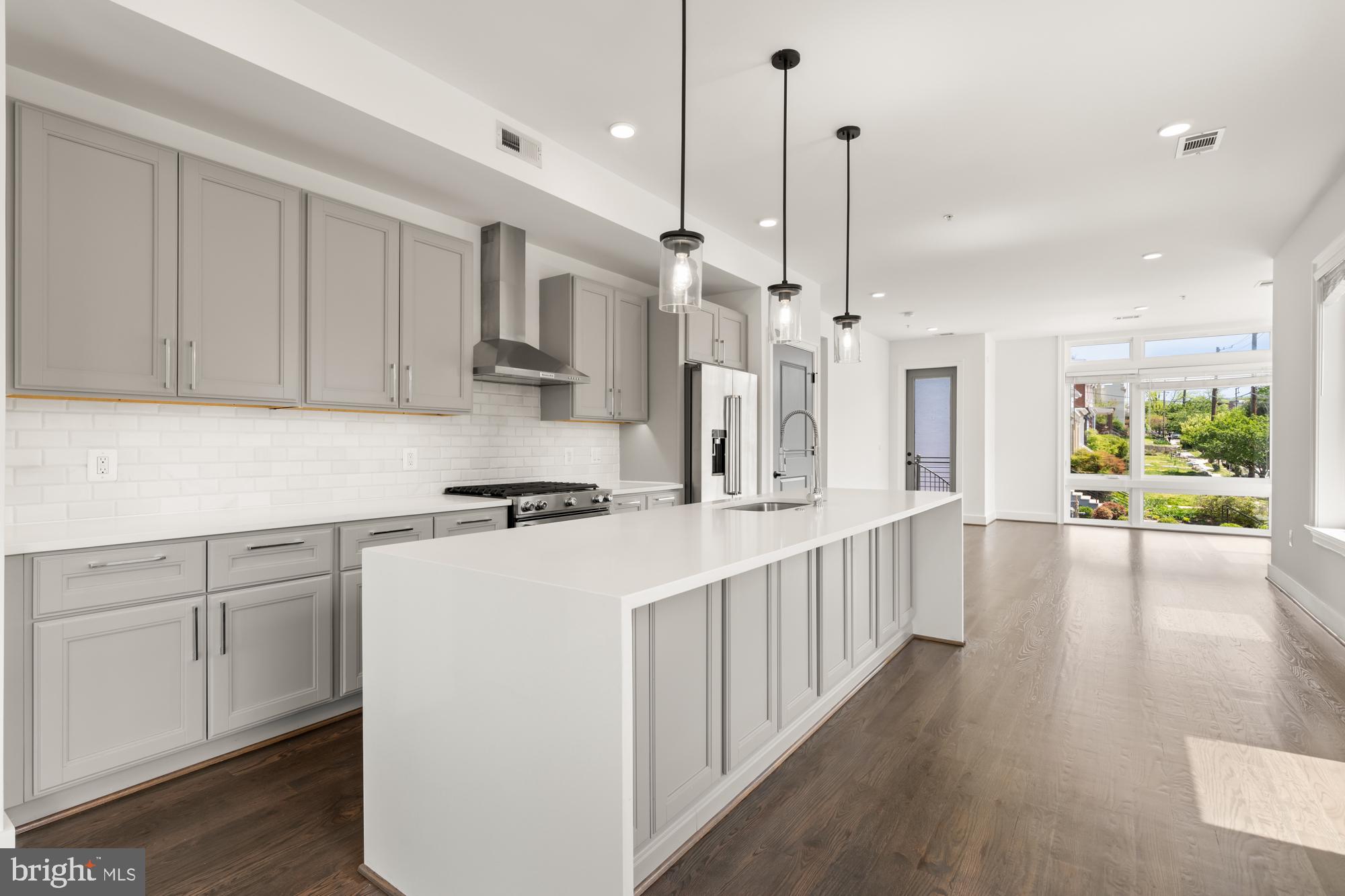 4201 8th St NW #2