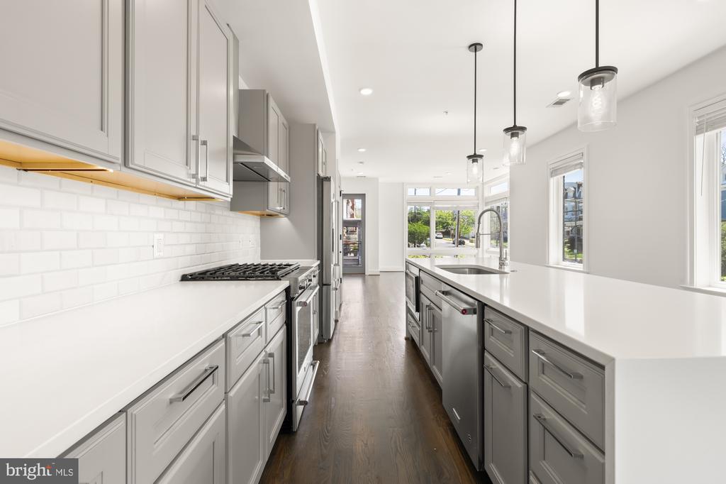 4201 8th St NW #2