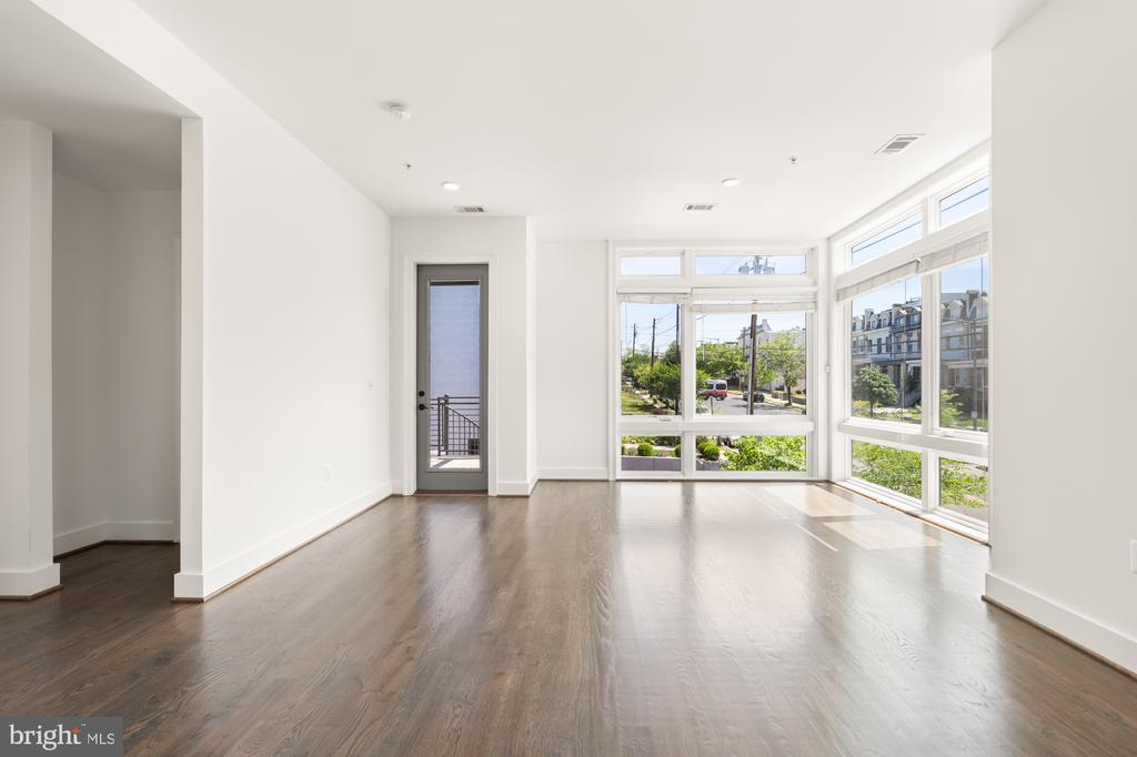 4201 8th St NW #2