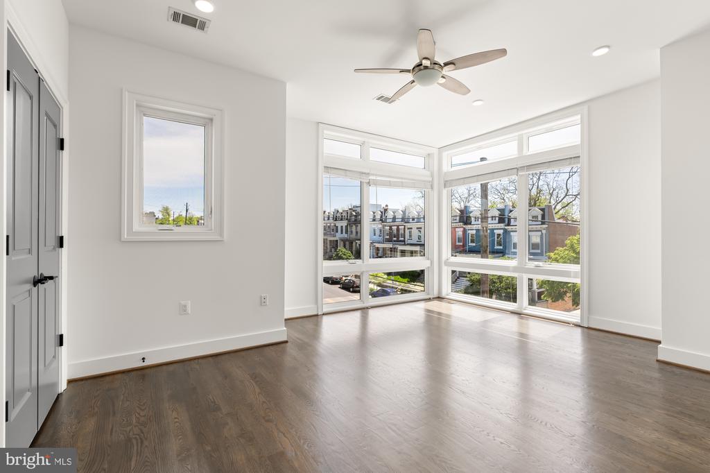 4201 8th St NW #2