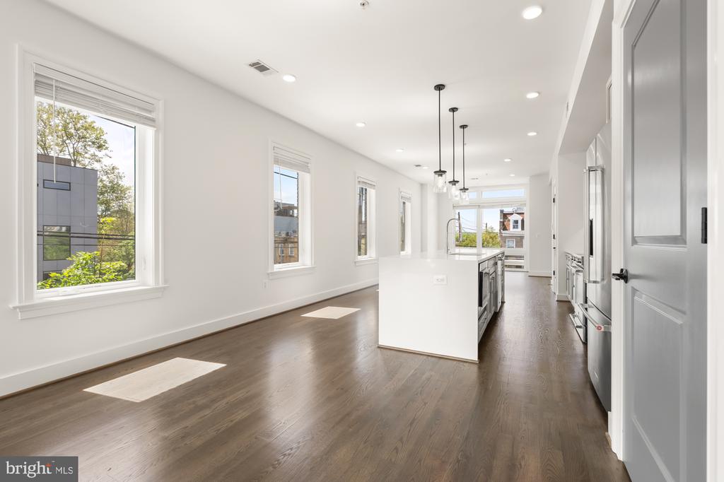 4201 8th St NW #2