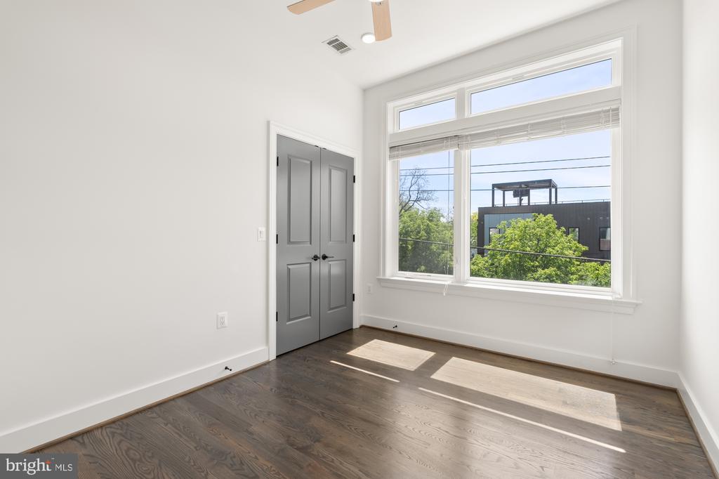 4201 8th St NW #2
