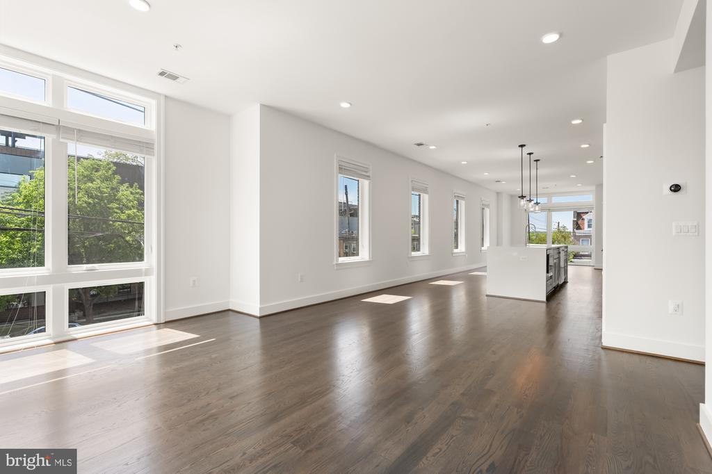 4201 8th St NW #2