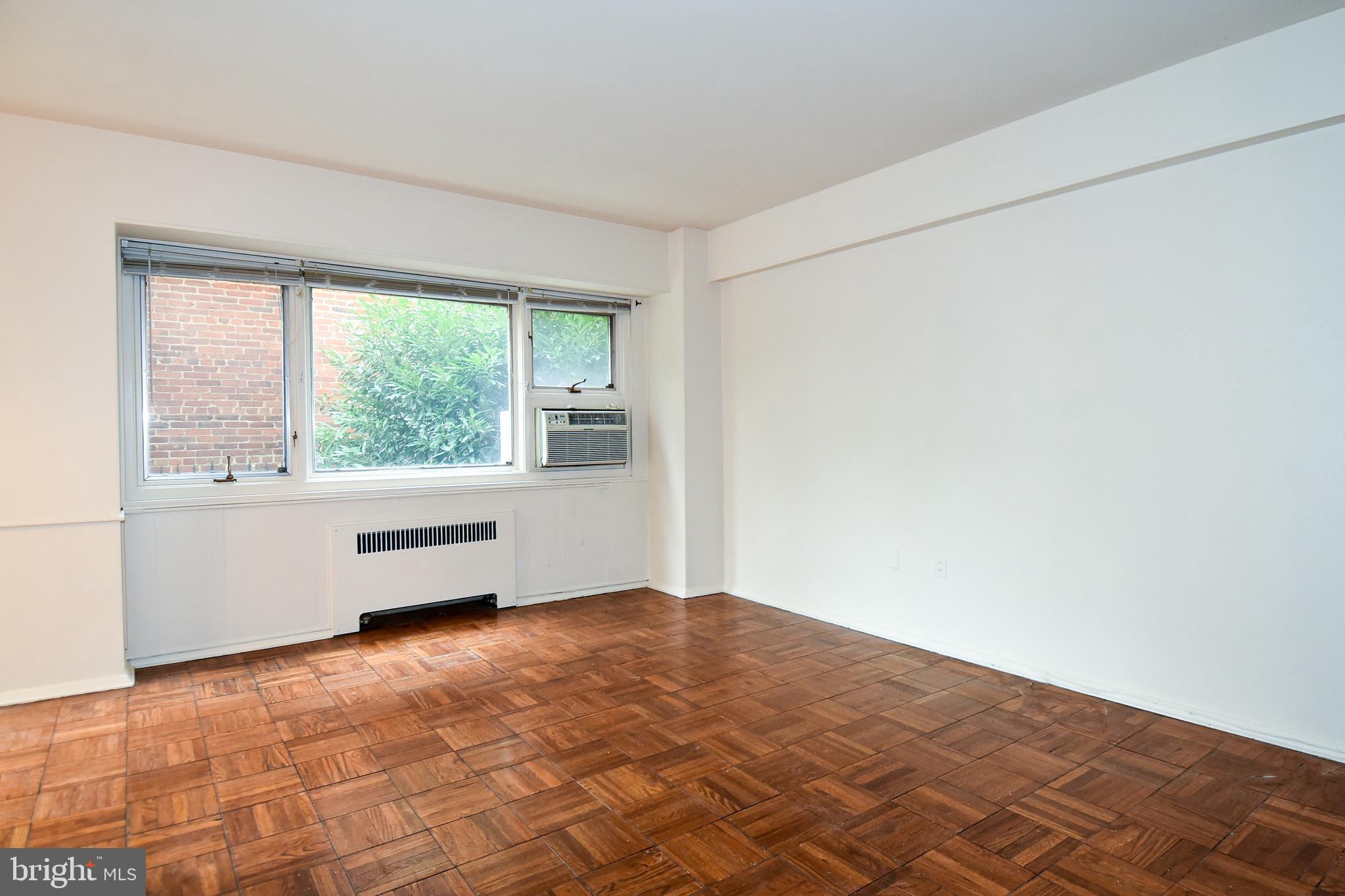 2720 WISCONSIN AVE NW #102