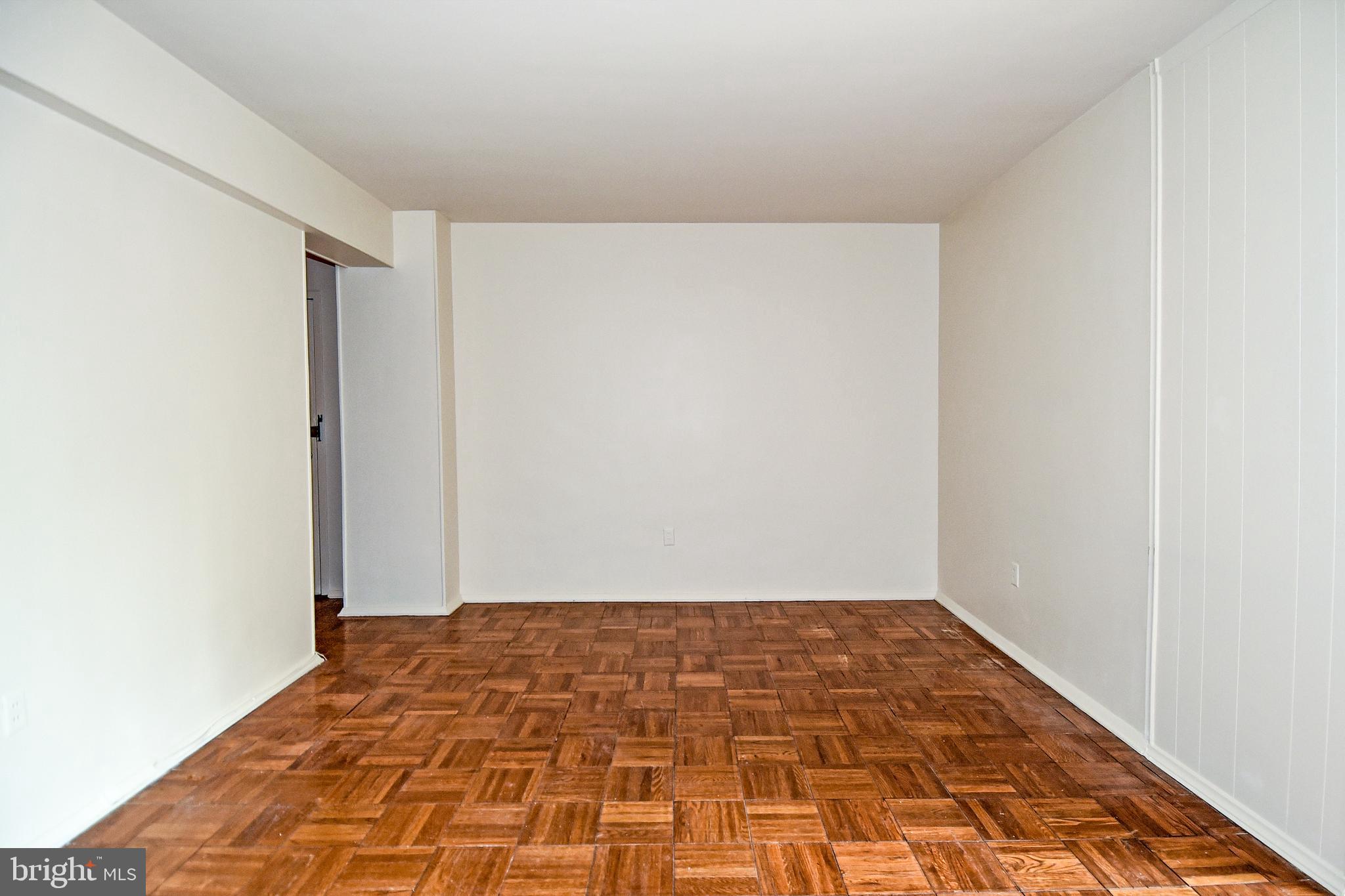 2720 WISCONSIN AVE NW #102