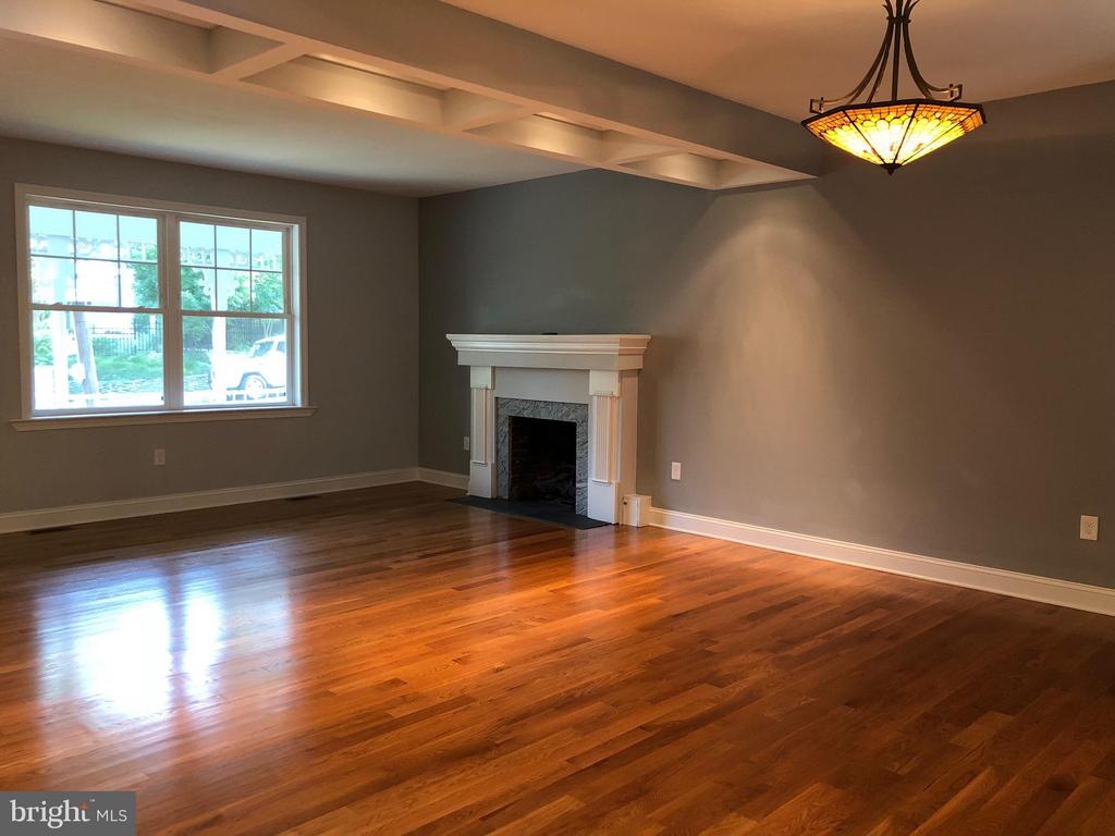 3605 QUESADA ST NW