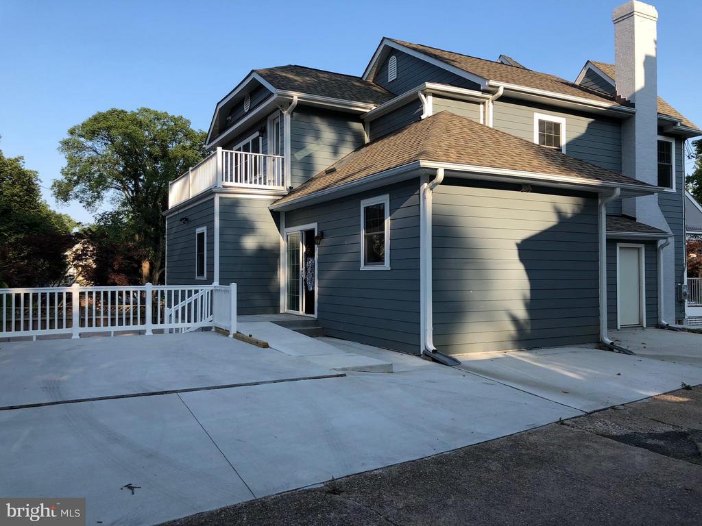 3605 QUESADA ST NW
