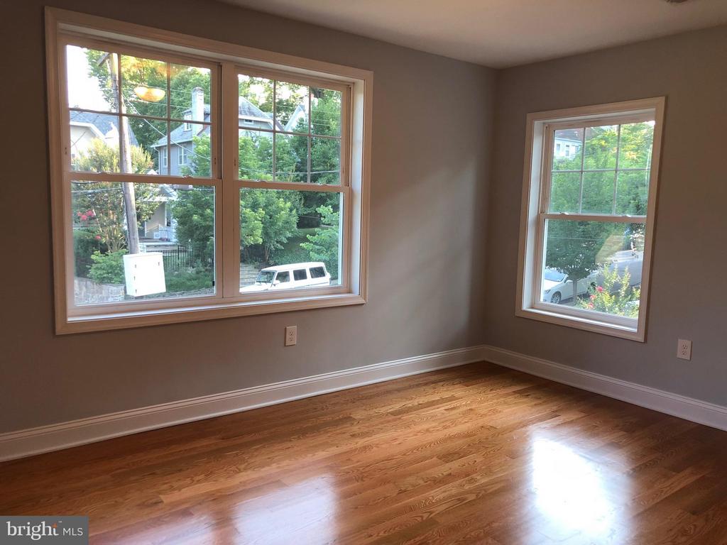 3605 QUESADA ST NW