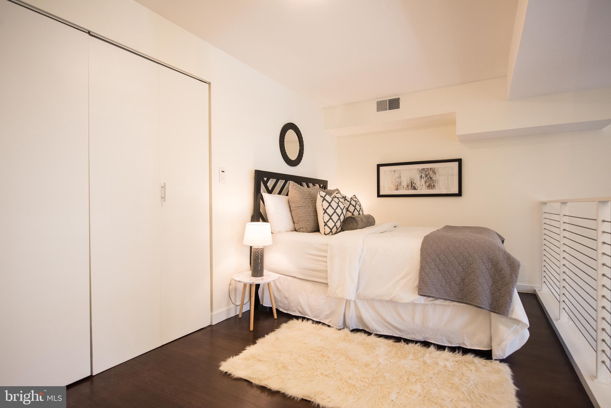 629 CONSTITUTION AVE NE #104