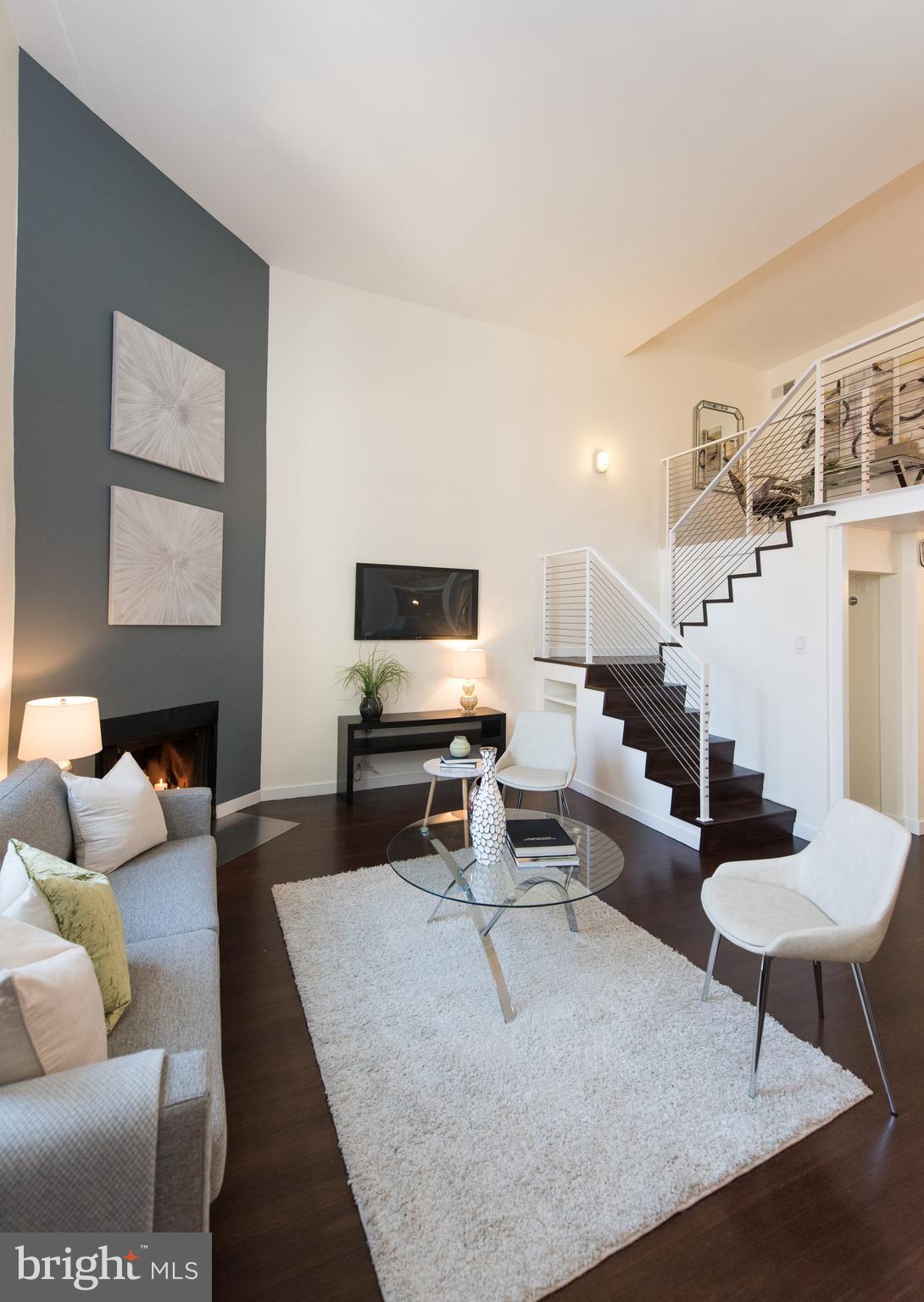 629 CONSTITUTION AVE NE #104