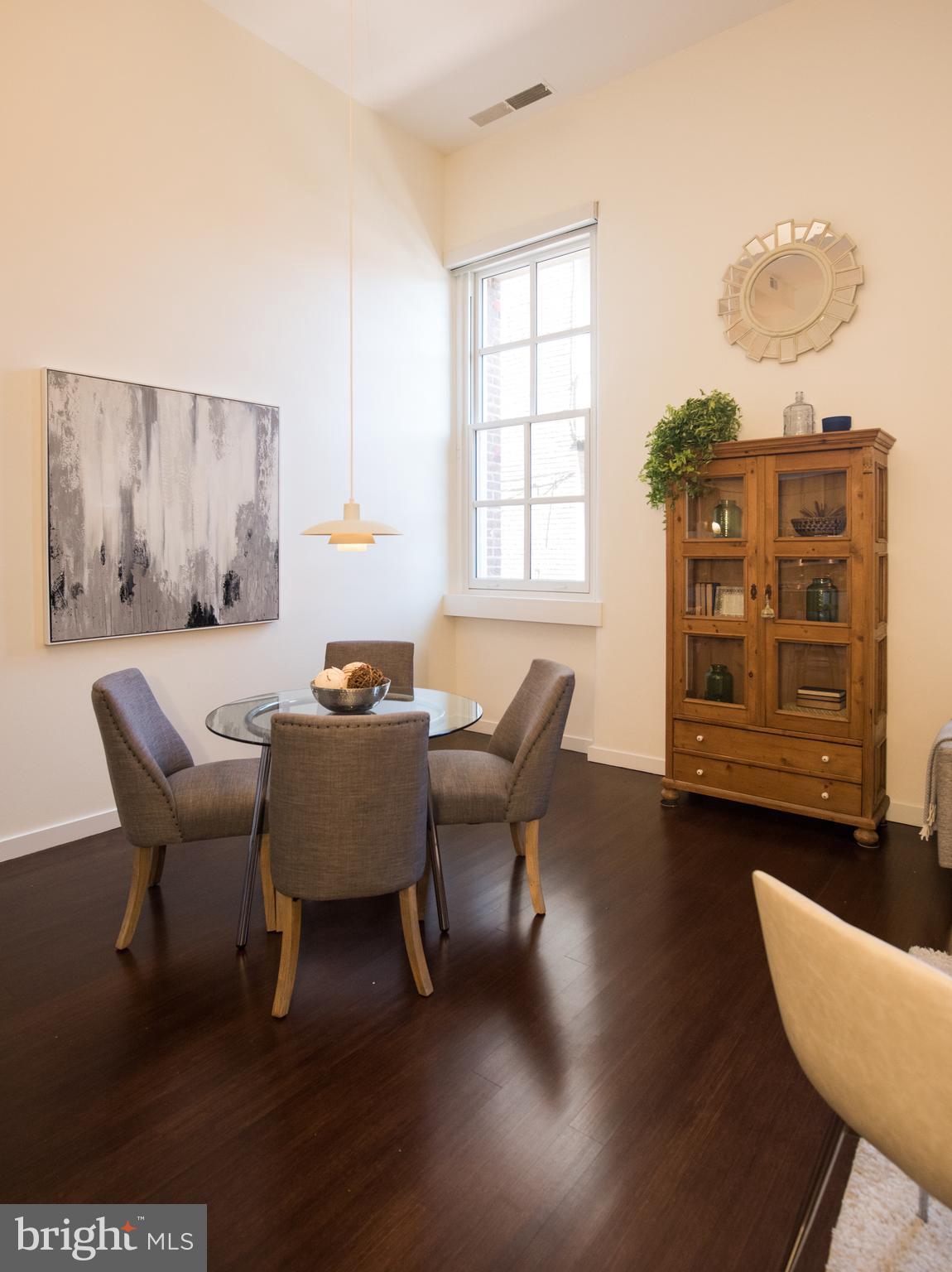 629 CONSTITUTION AVE NE #104