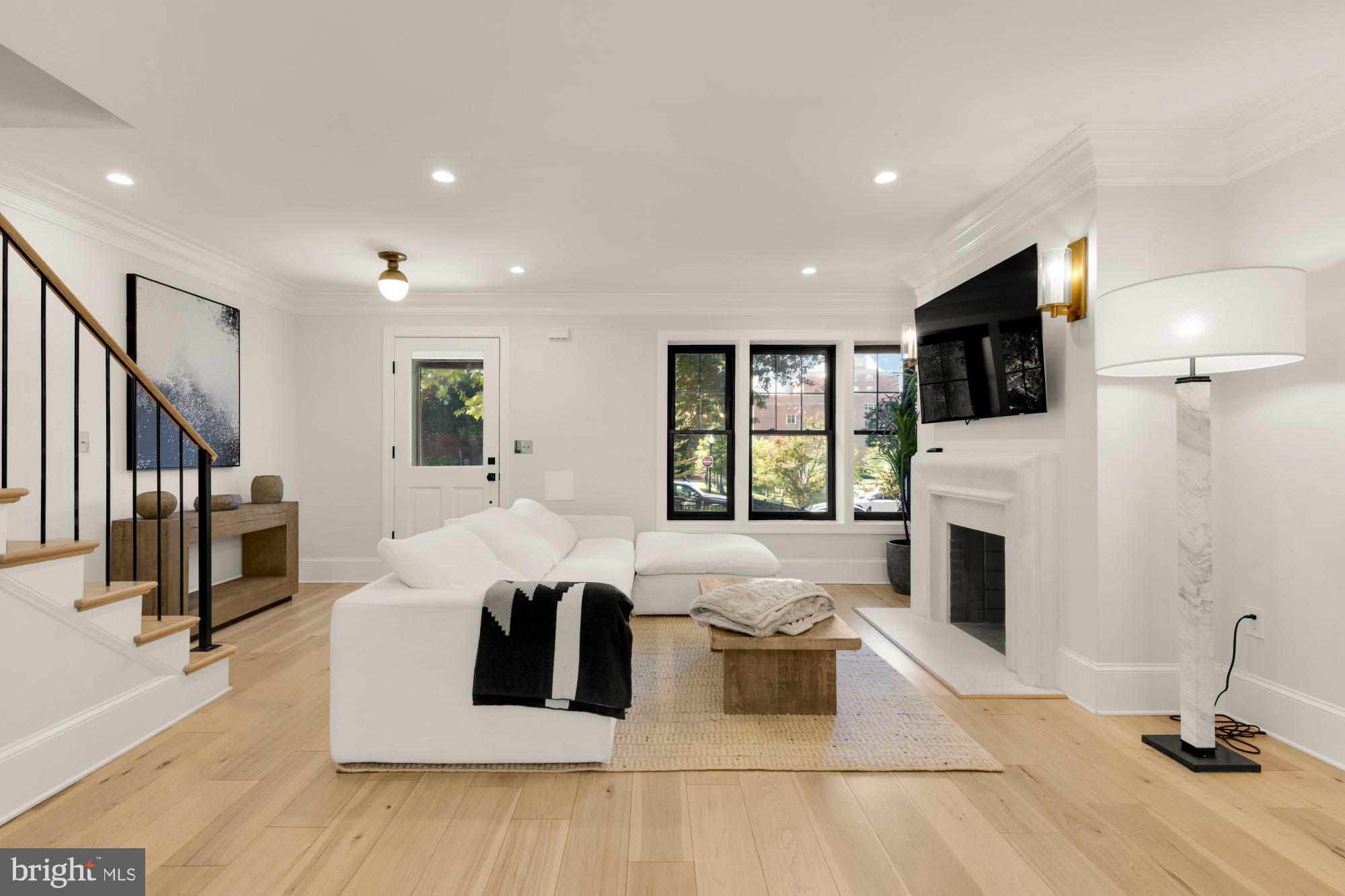 3705 RESERVOIR RD NW