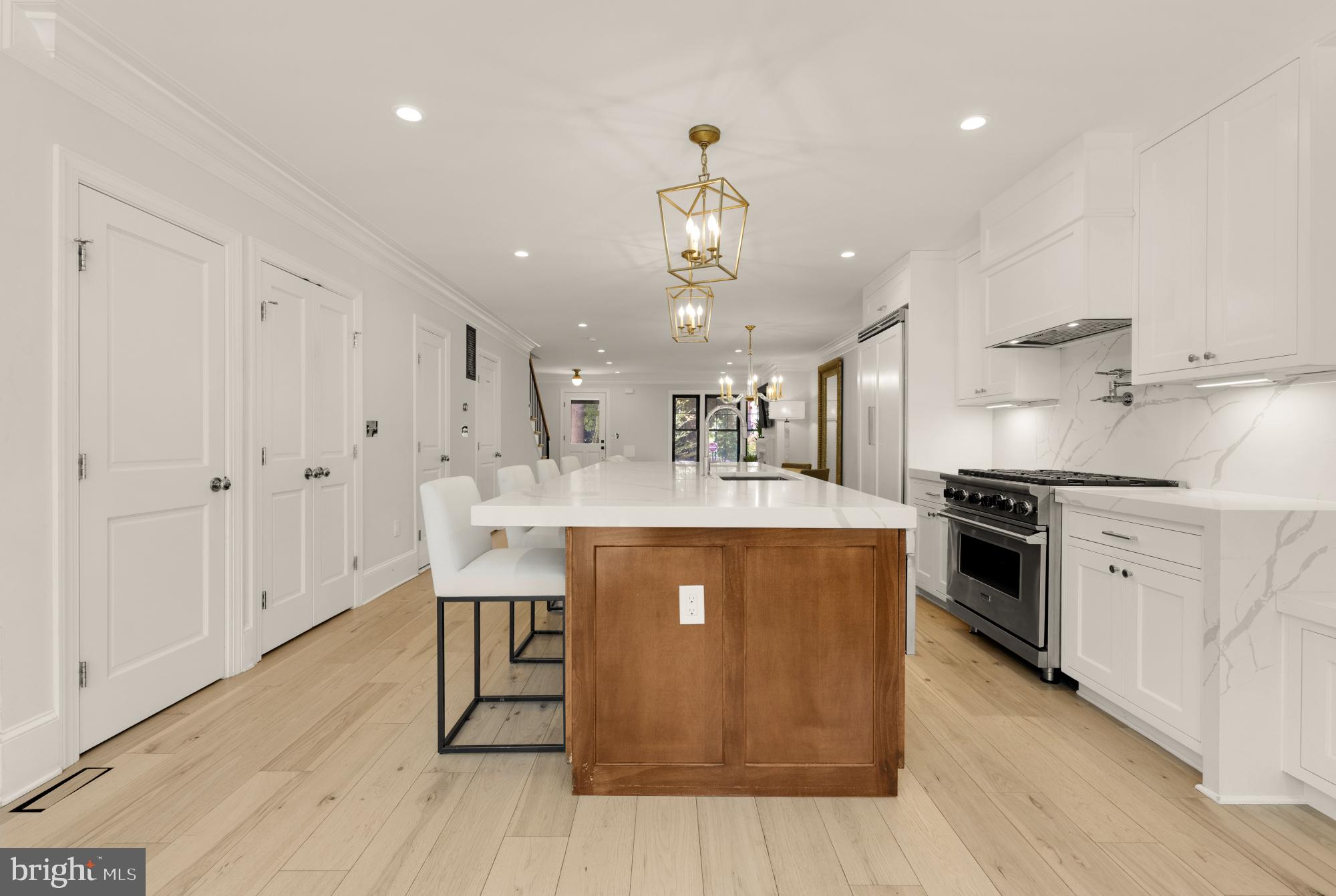 3705 RESERVOIR RD NW