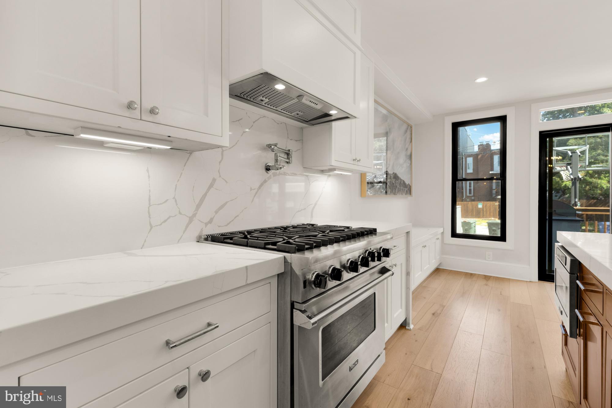 3705 RESERVOIR RD NW