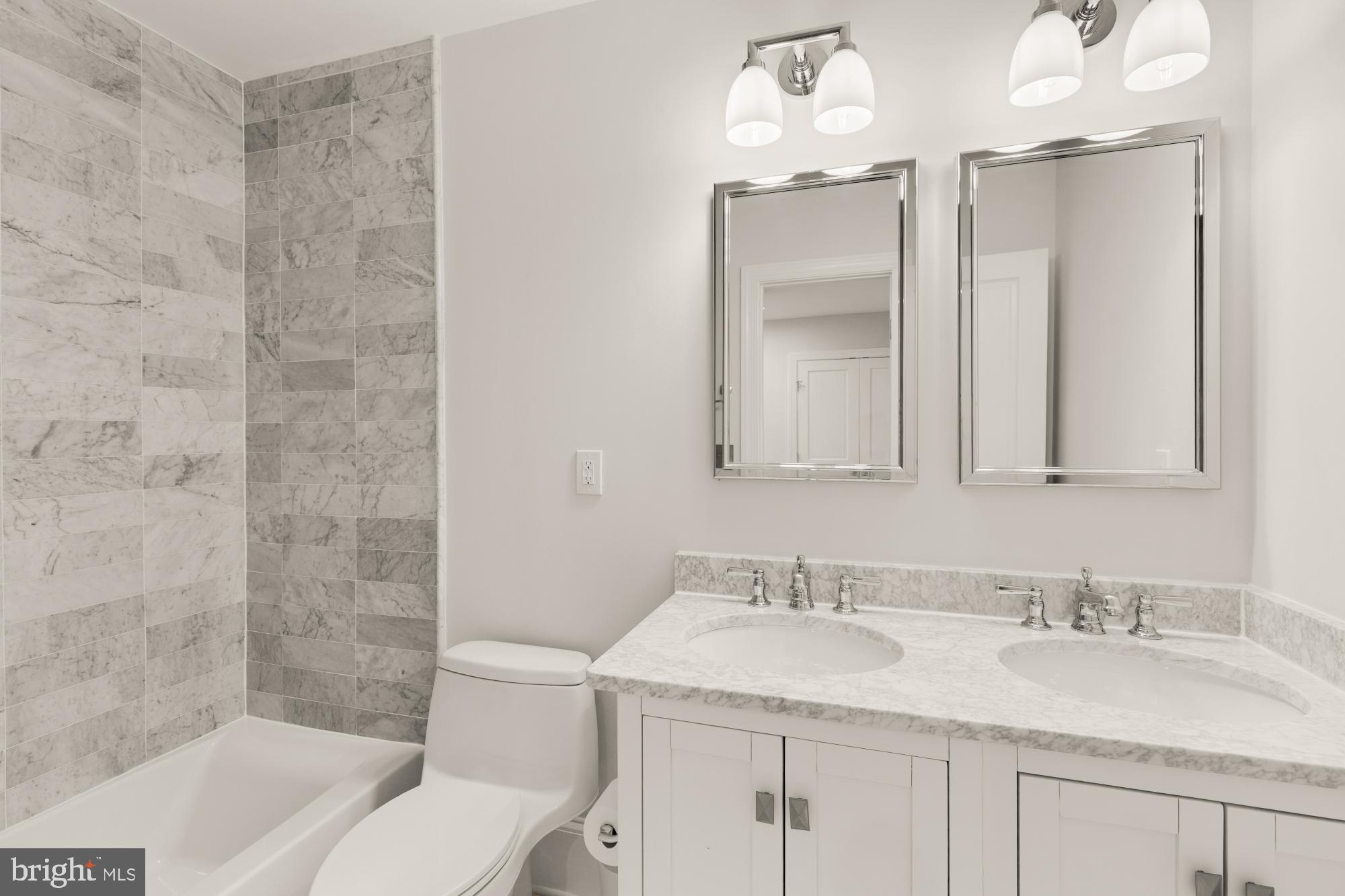 3705 RESERVOIR RD NW