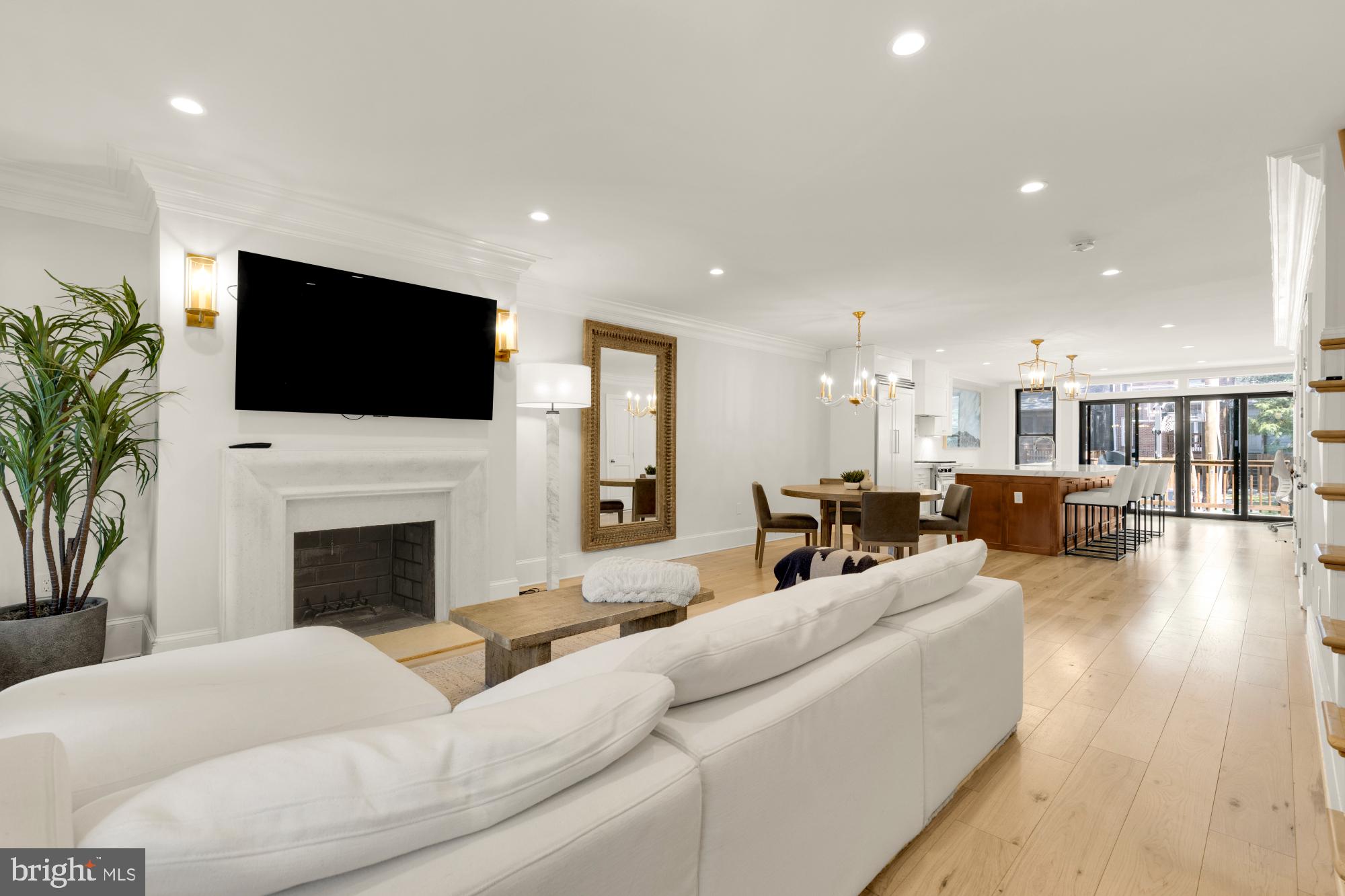 3705 RESERVOIR RD NW