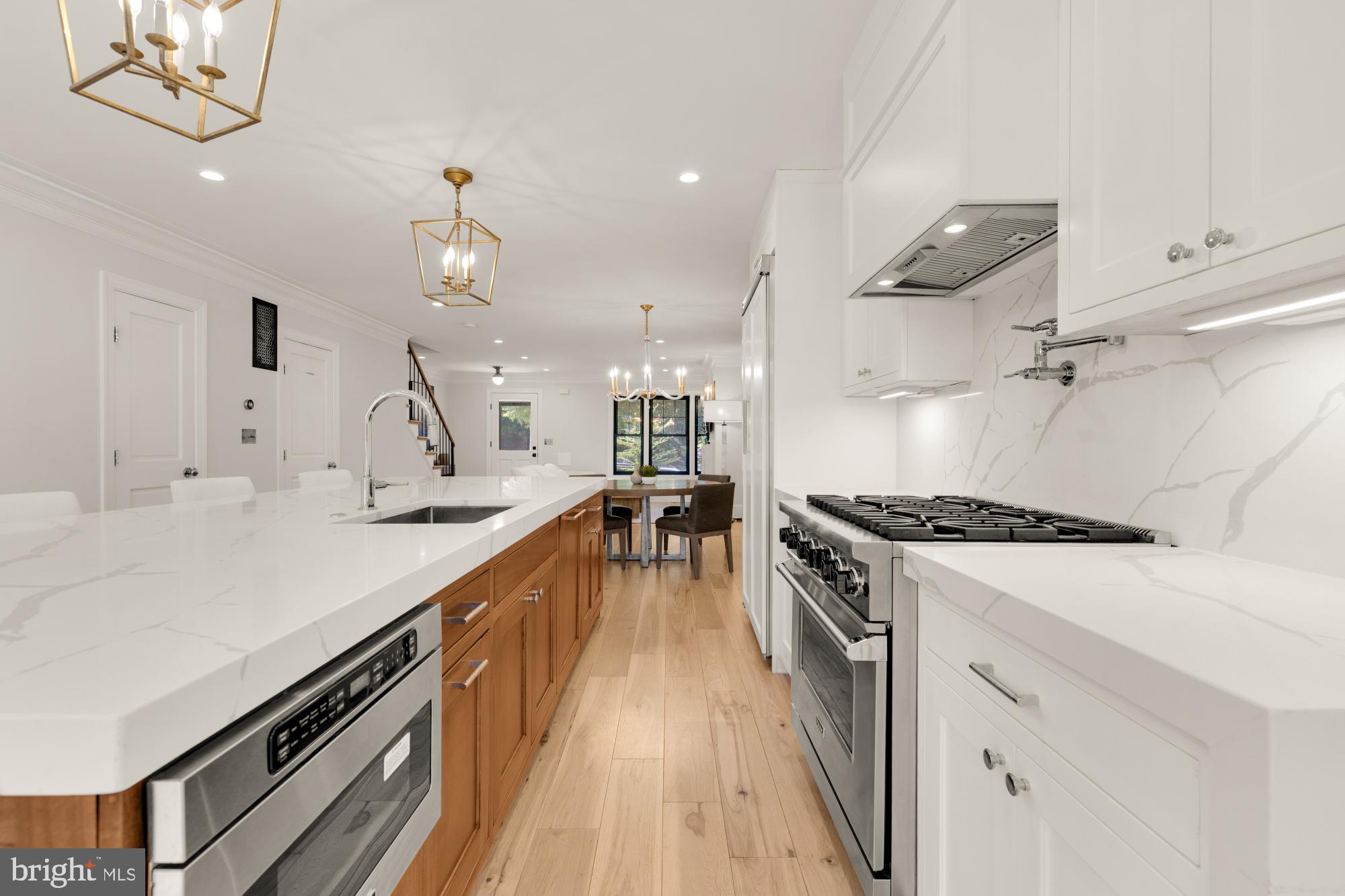 3705 RESERVOIR RD NW