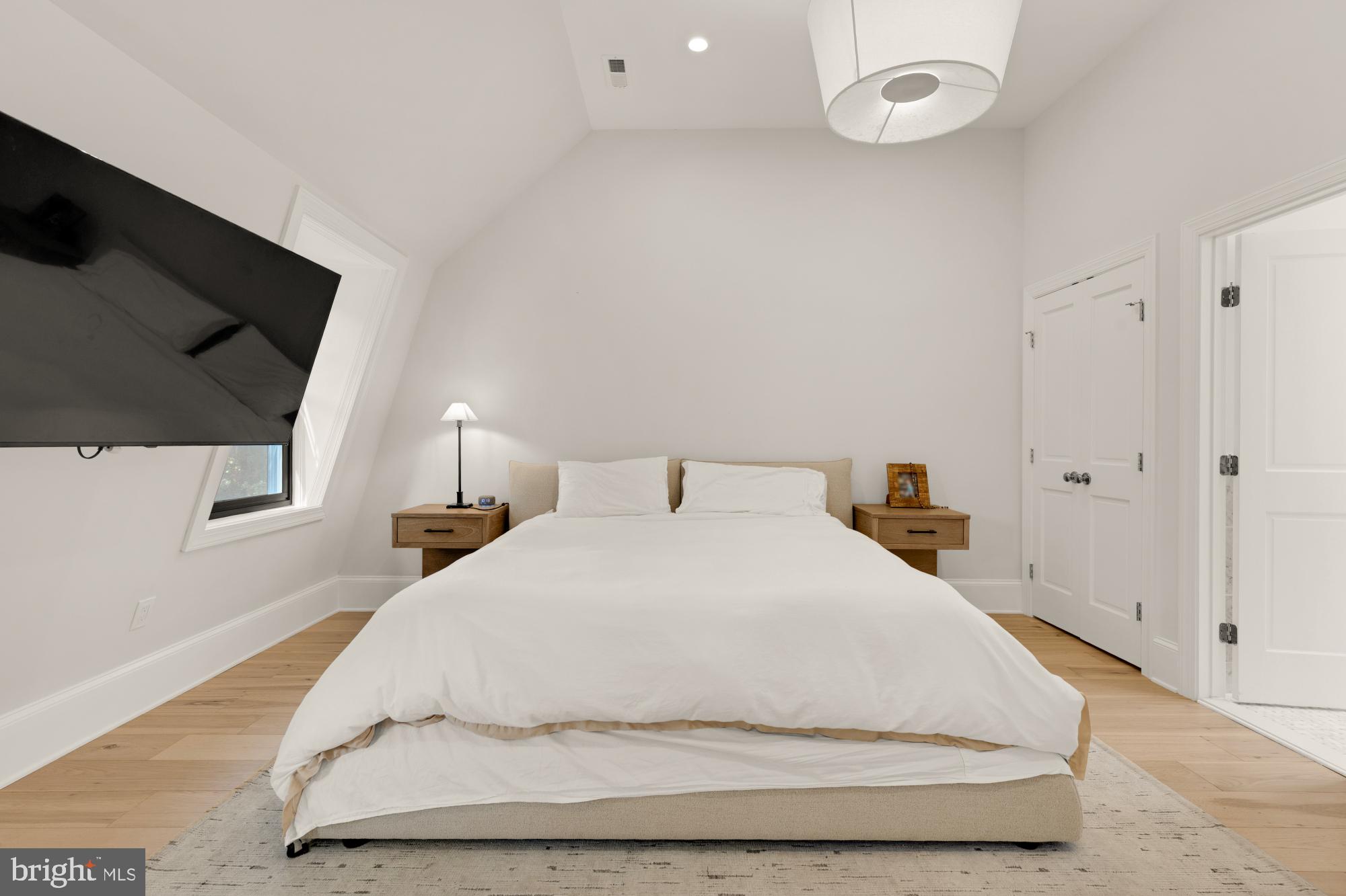 3705 RESERVOIR RD NW