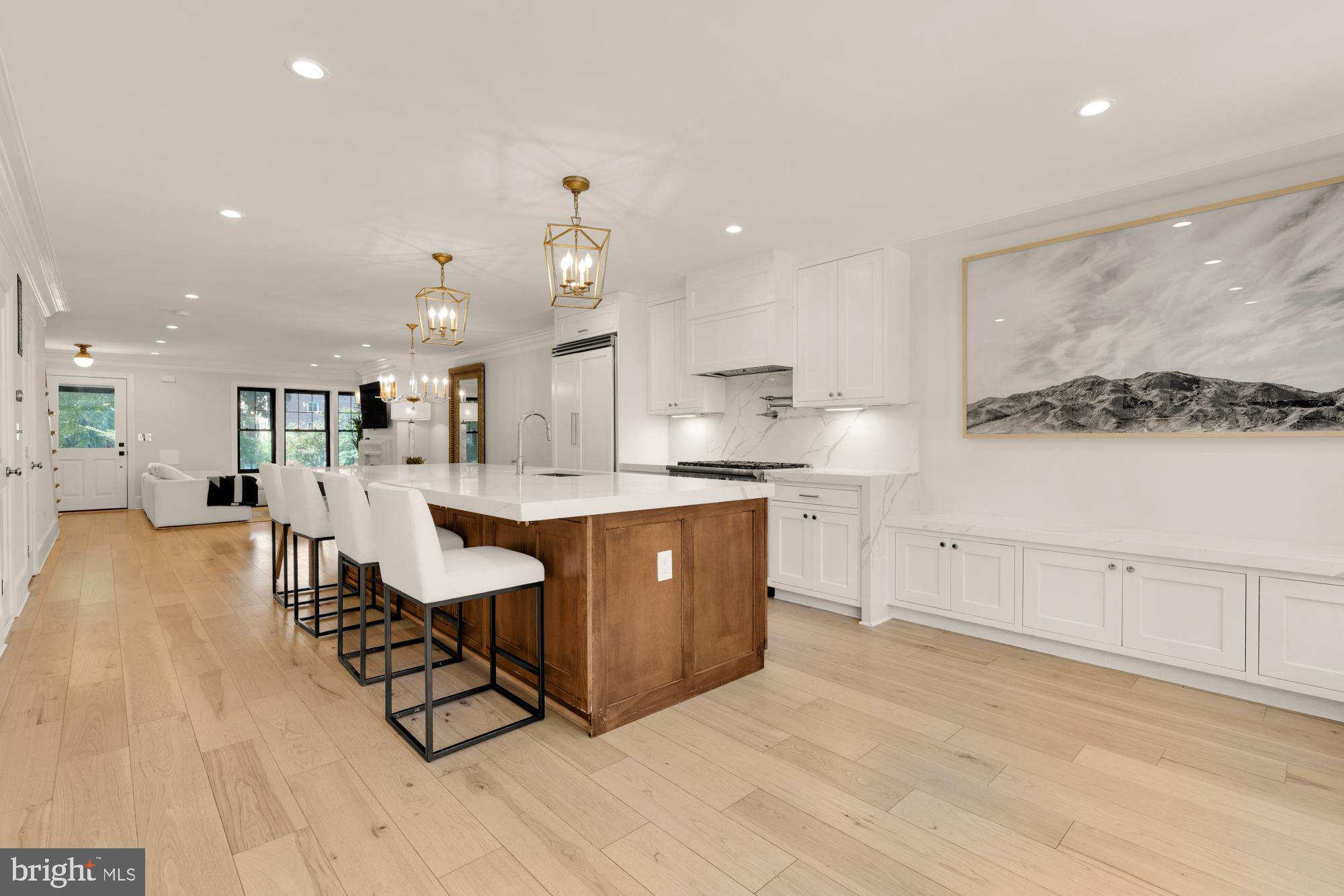 3705 RESERVOIR RD NW