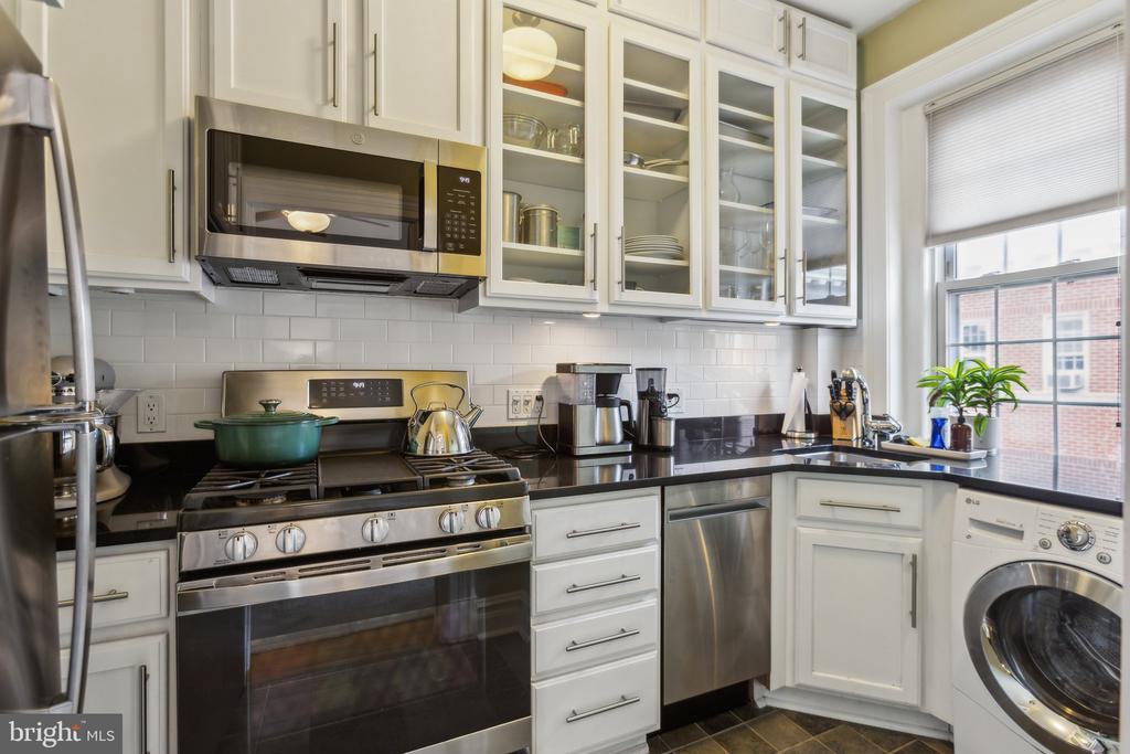 1526 17TH STREET NW 405