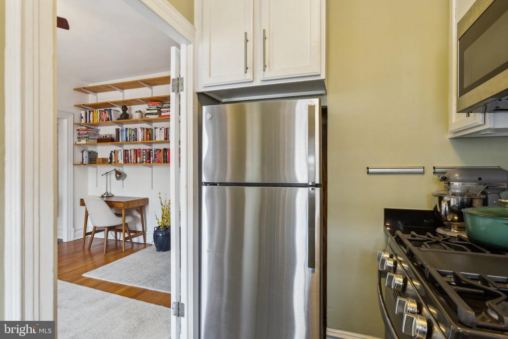 1526 17TH STREET NW 405