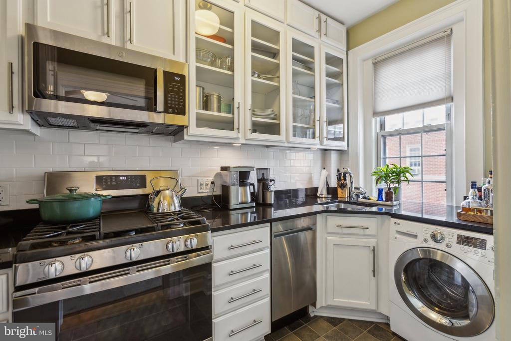 1526 17TH STREET NW 405