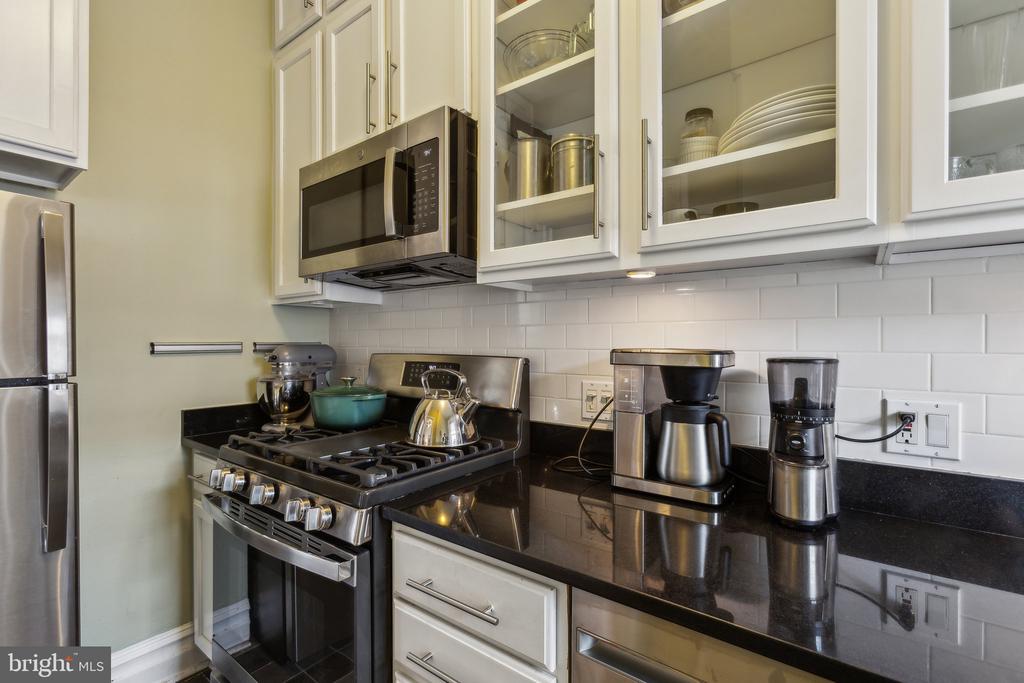 1526 17TH STREET NW 405