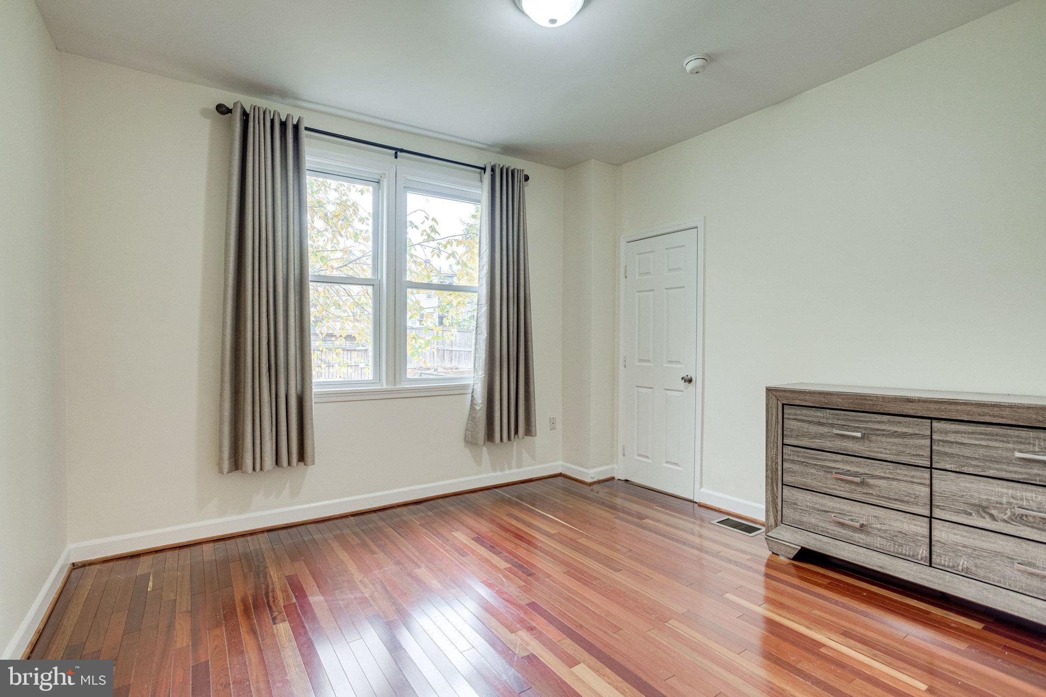 595 COLUMBIA ROAD NW