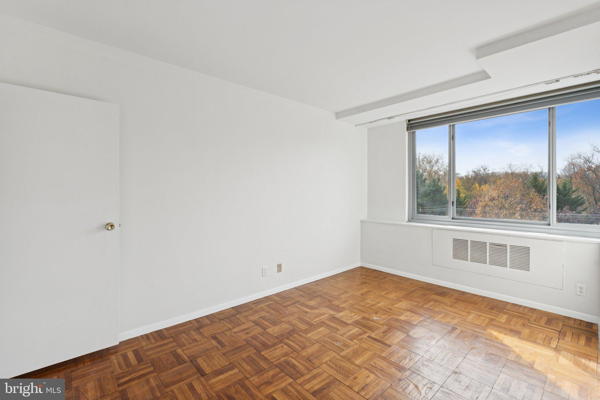 4200 CATHEDRAL AVENUE NW 815