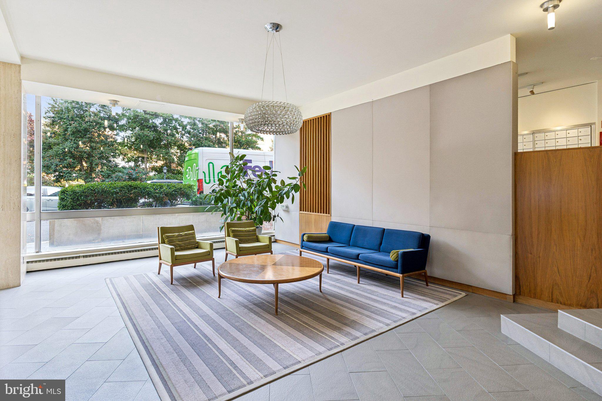 4200 CATHEDRAL AVENUE NW 815