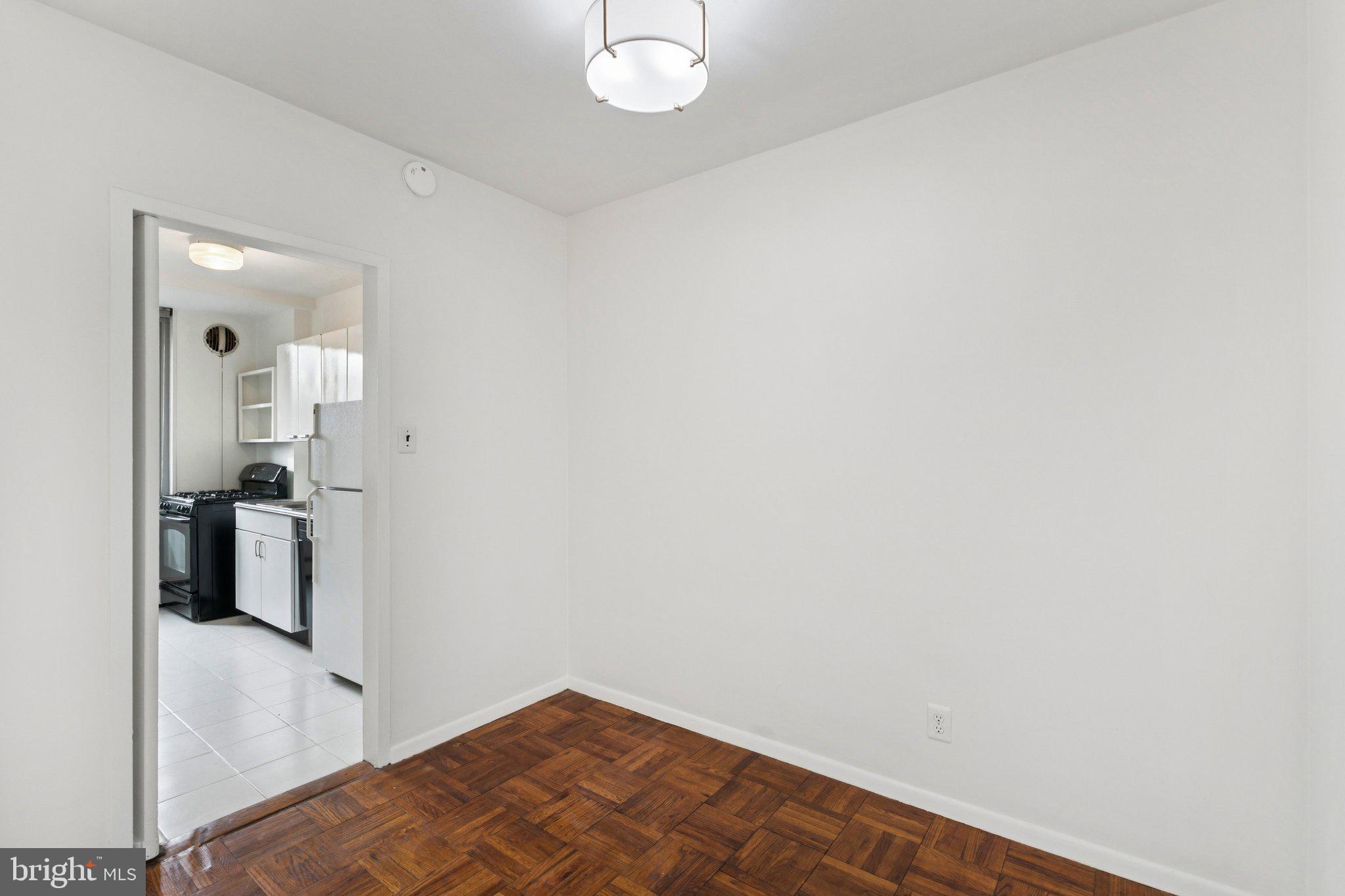 4200 CATHEDRAL AVENUE NW 815