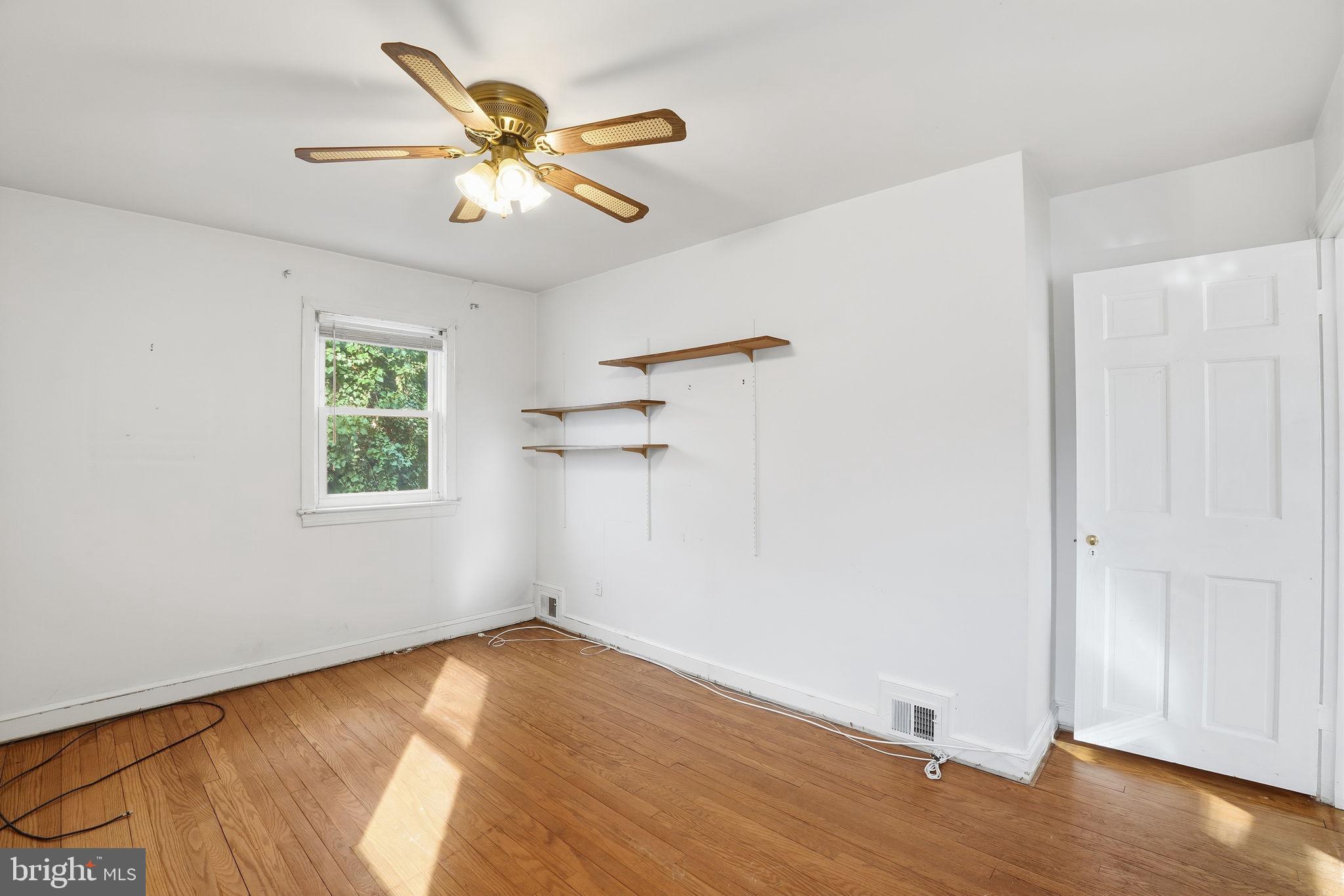 6758 EASTERN AVENUE NW