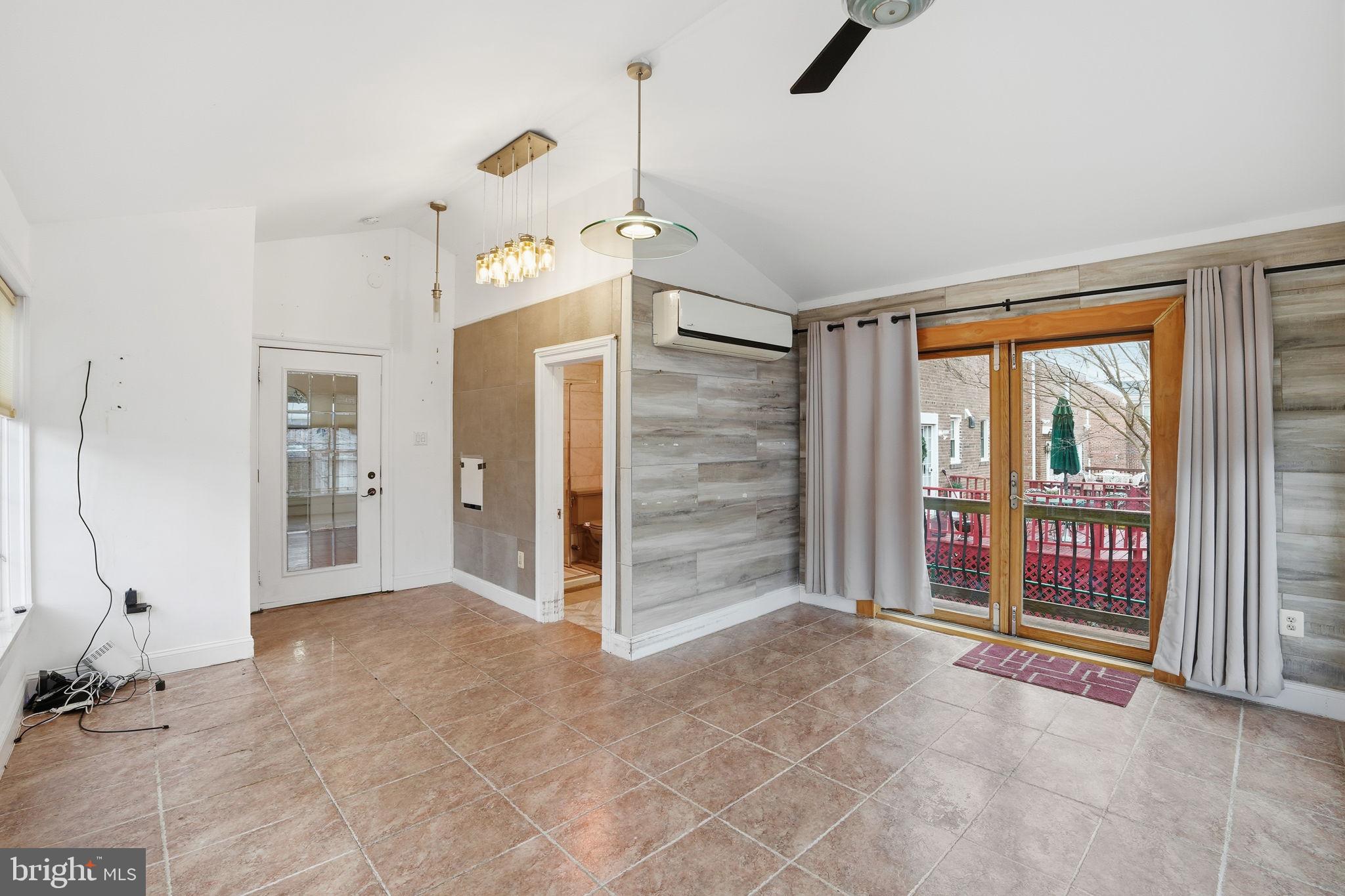 6758 EASTERN AVENUE NW