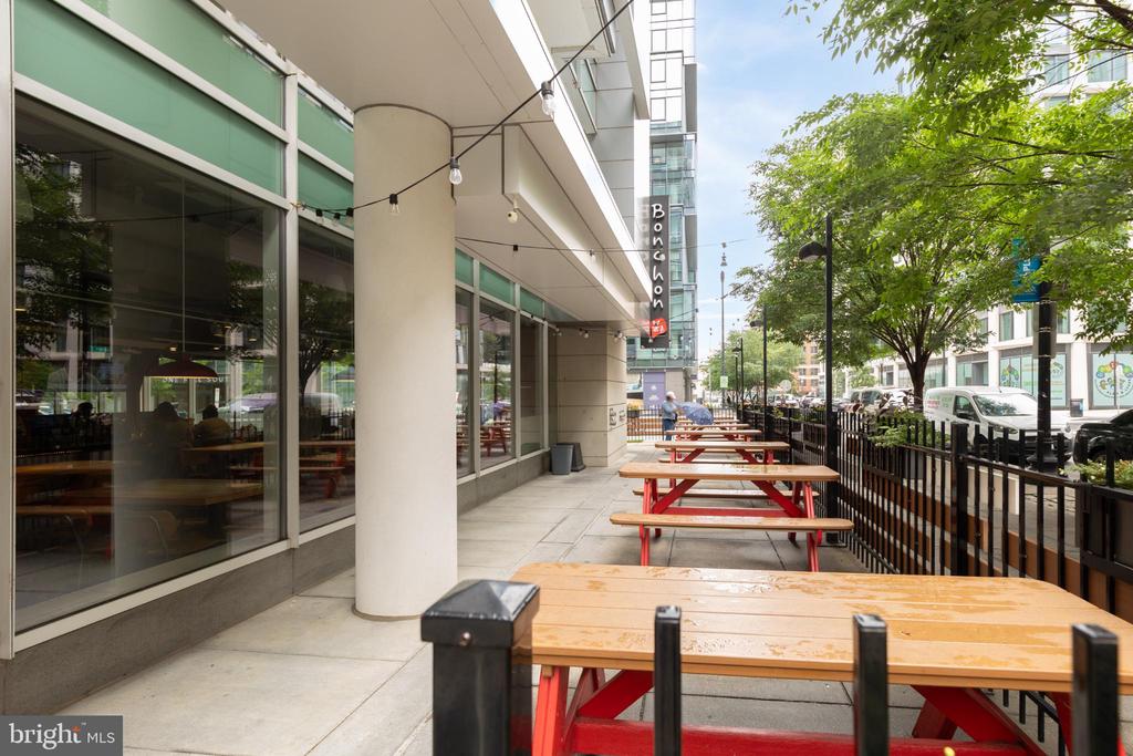 37 L STREET SE 308