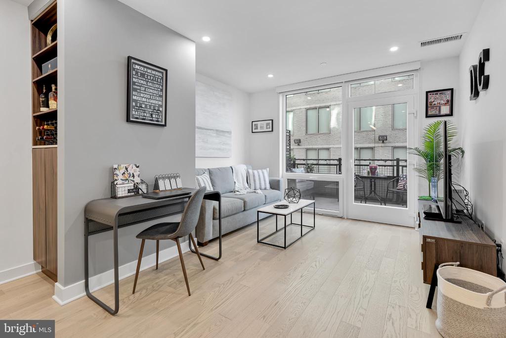 37 L STREET SE 308