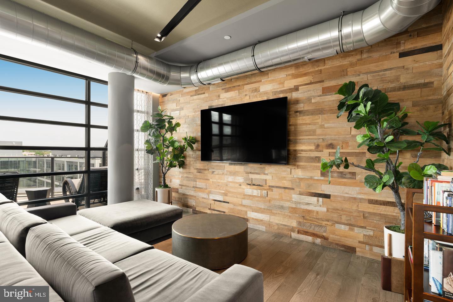 1300 4TH STREET SE 713