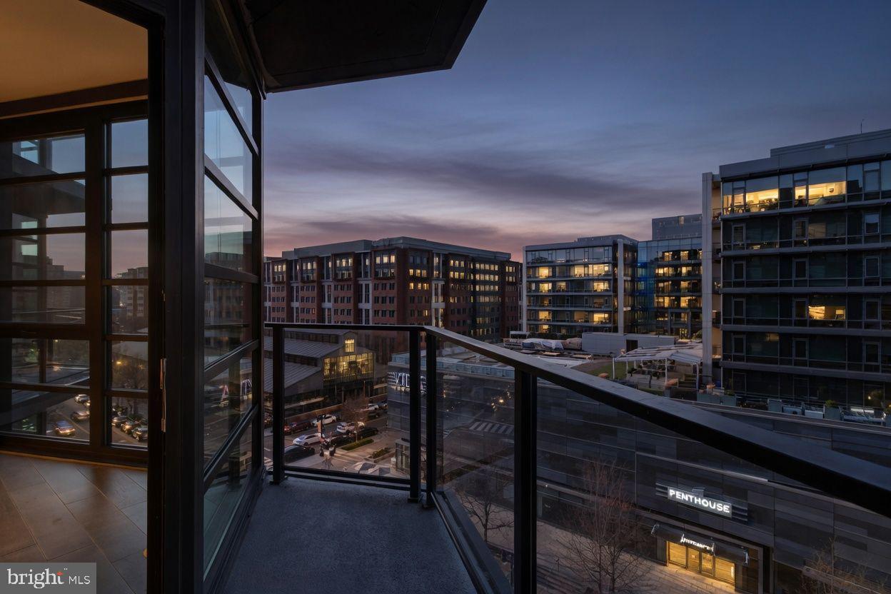 1300 4TH STREET SE 713