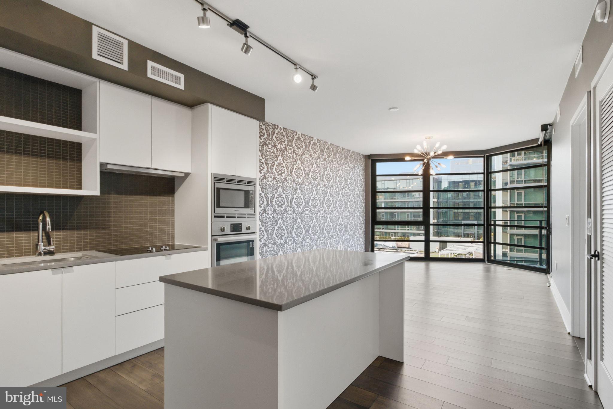 1300 4TH STREET SE 713