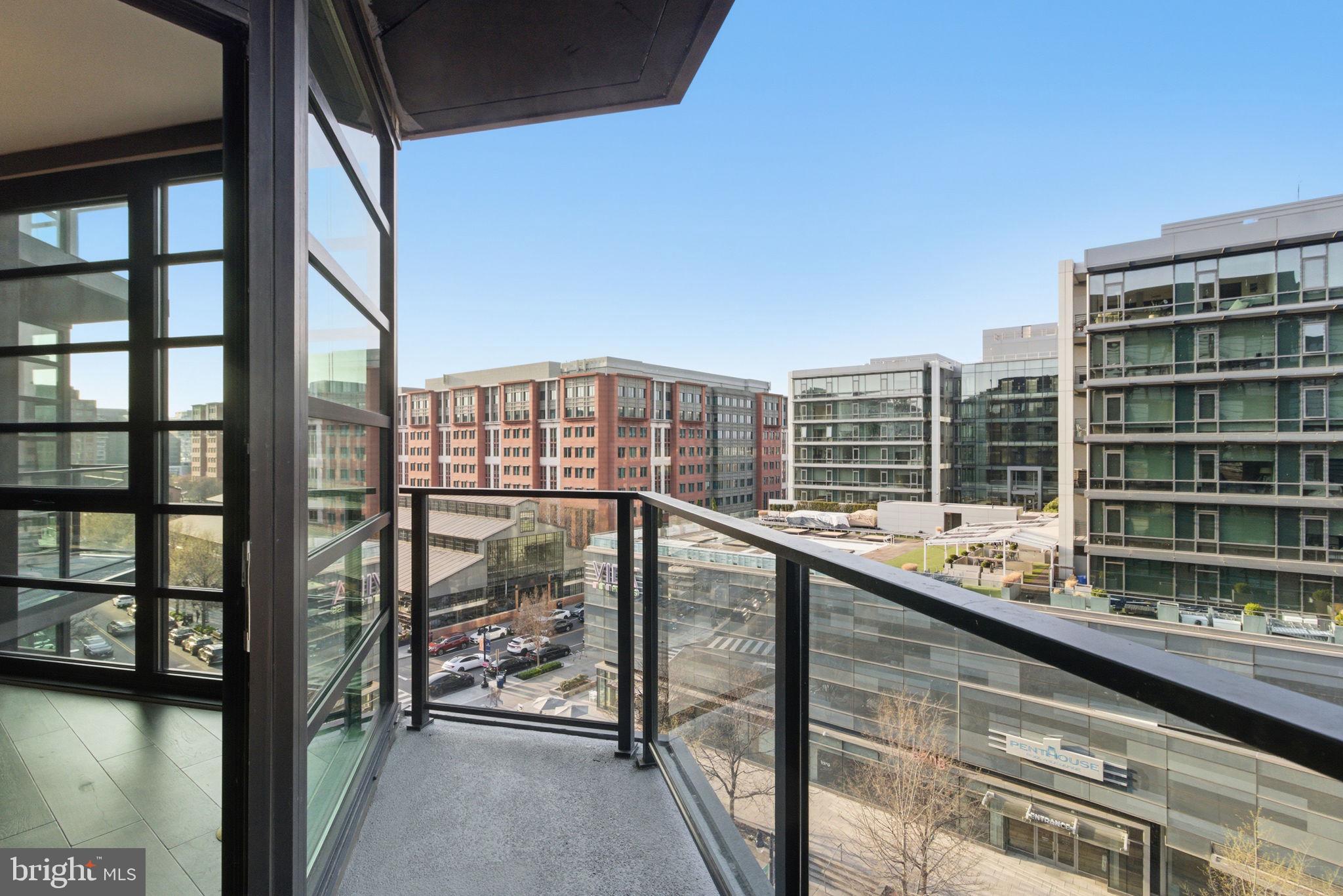 1300 4TH STREET SE 713