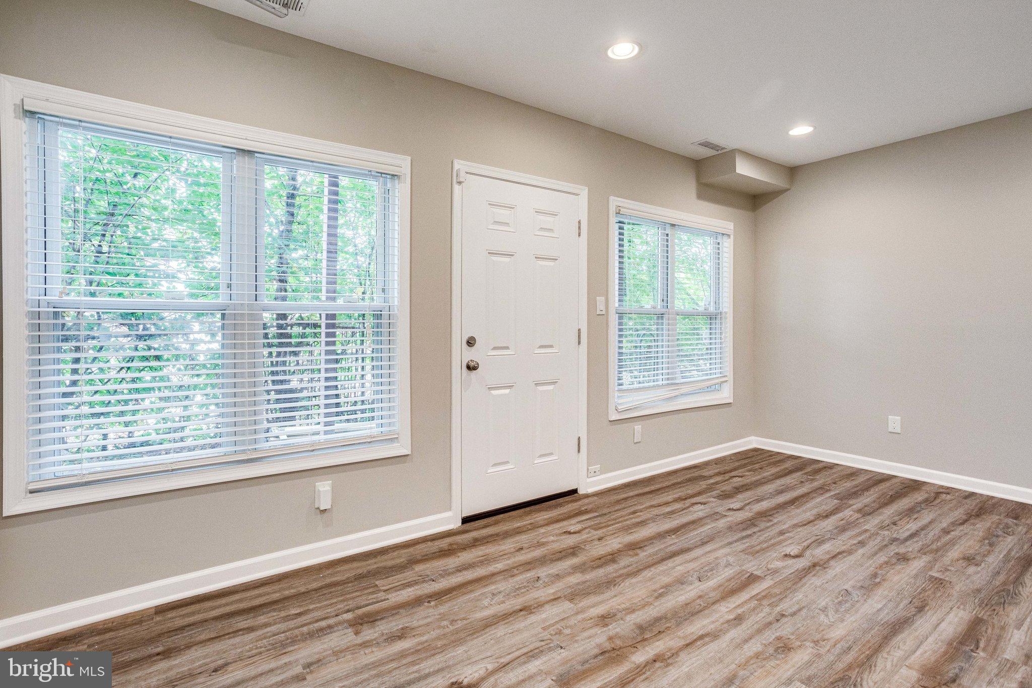 2648 SE BOWEN ROAD SE