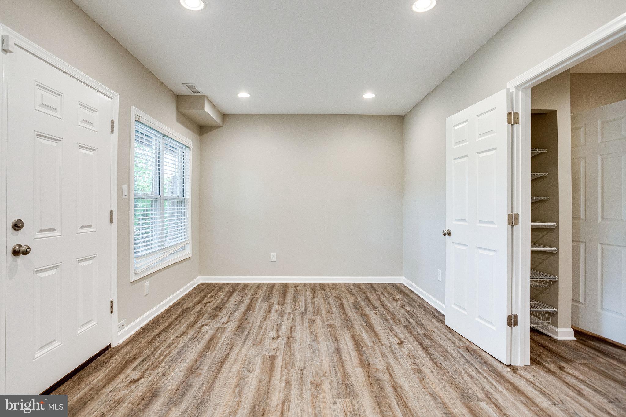 2648 SE BOWEN ROAD SE