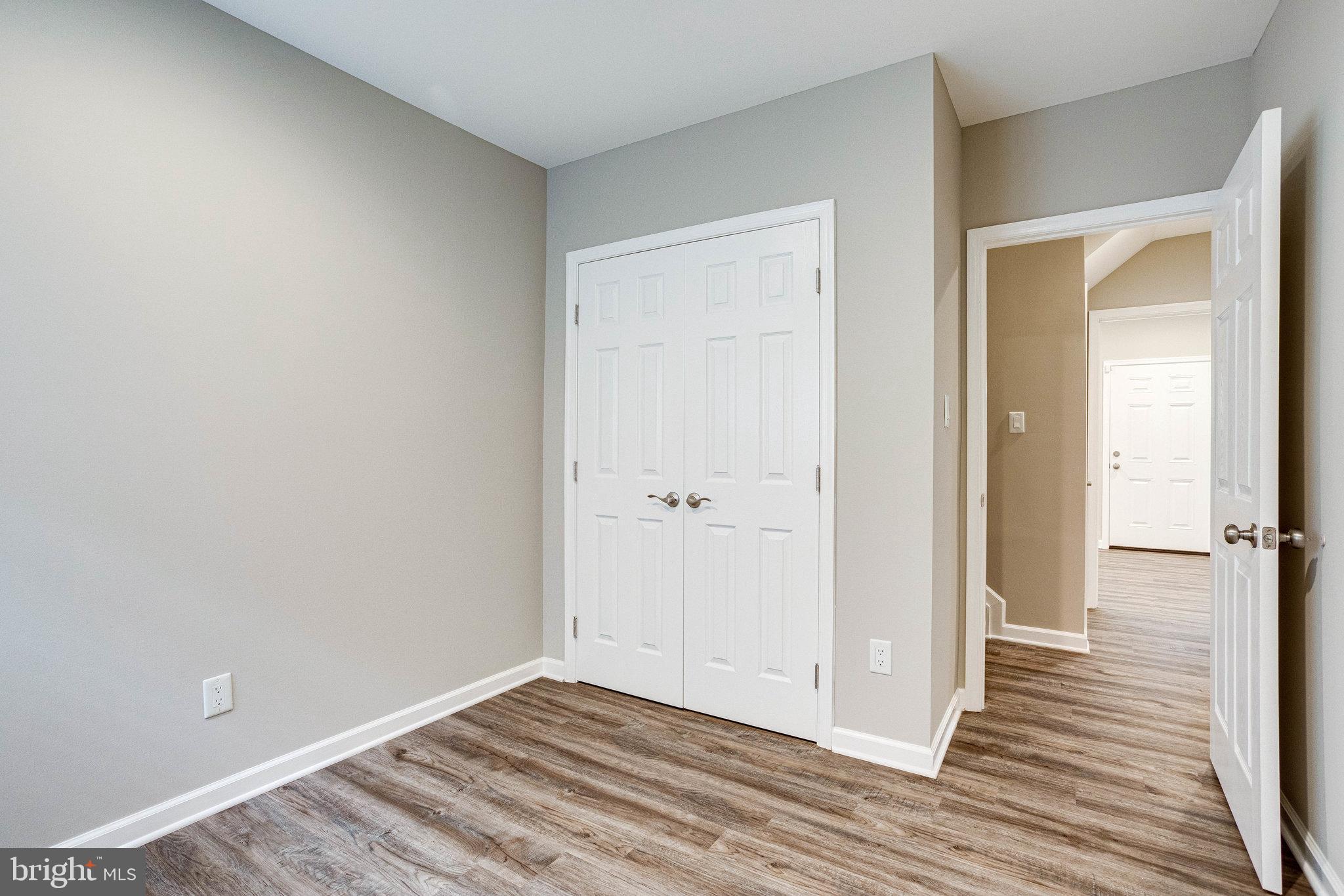 2648 SE BOWEN ROAD SE